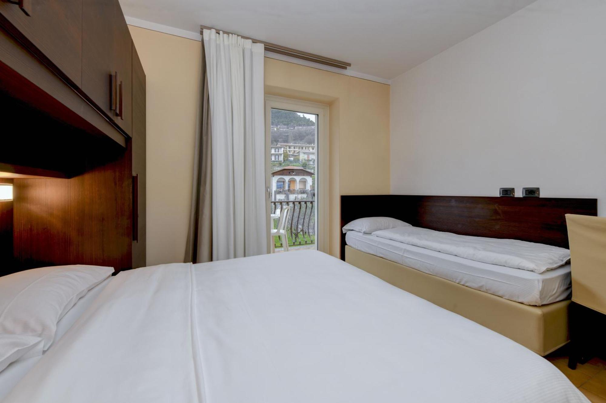 Hotel Bellavista Tignale Eksteriør billede