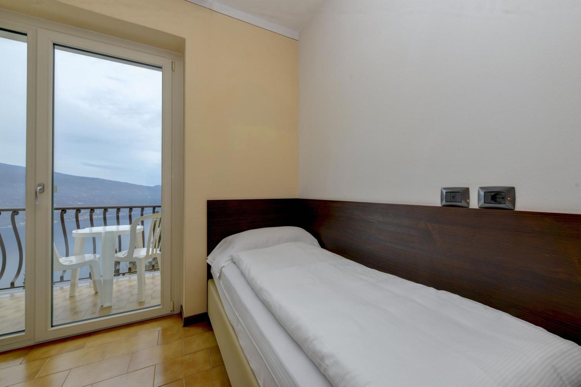 Hotel Bellavista Tignale Eksteriør billede